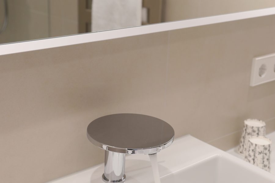 View of a designful sink 