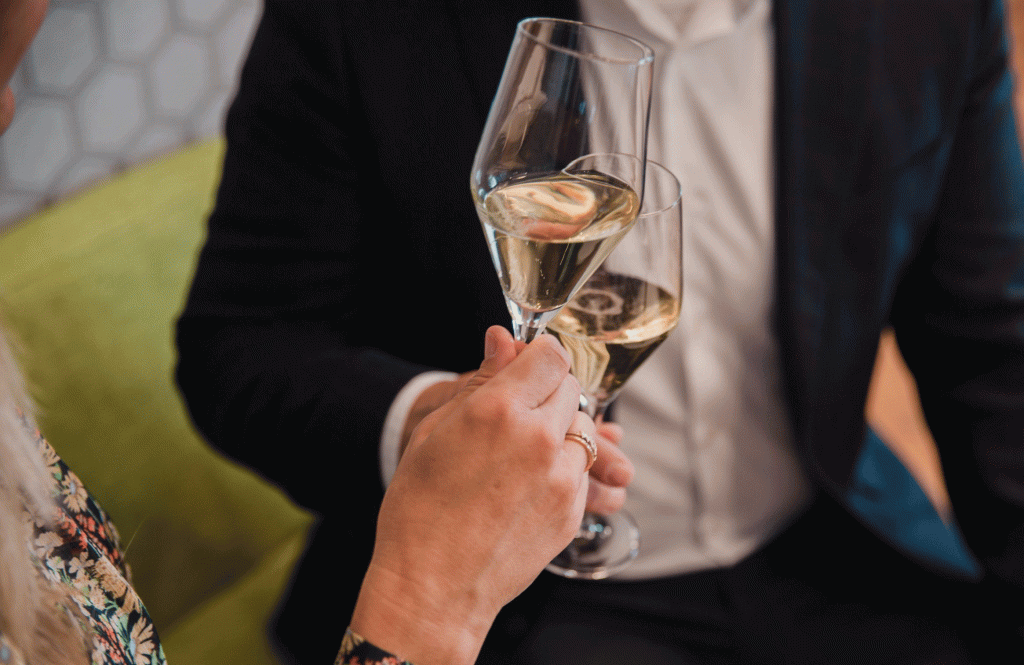 Champagner im MOMA1890 Boutique Hotel